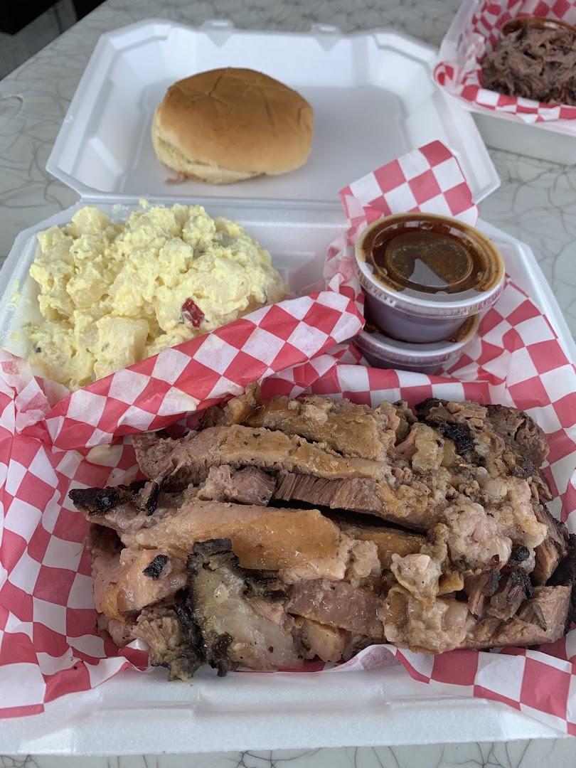 Smokin' Butts BBQ